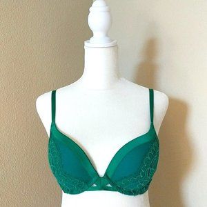 Victoria Secret Push-up Bra- DONATED